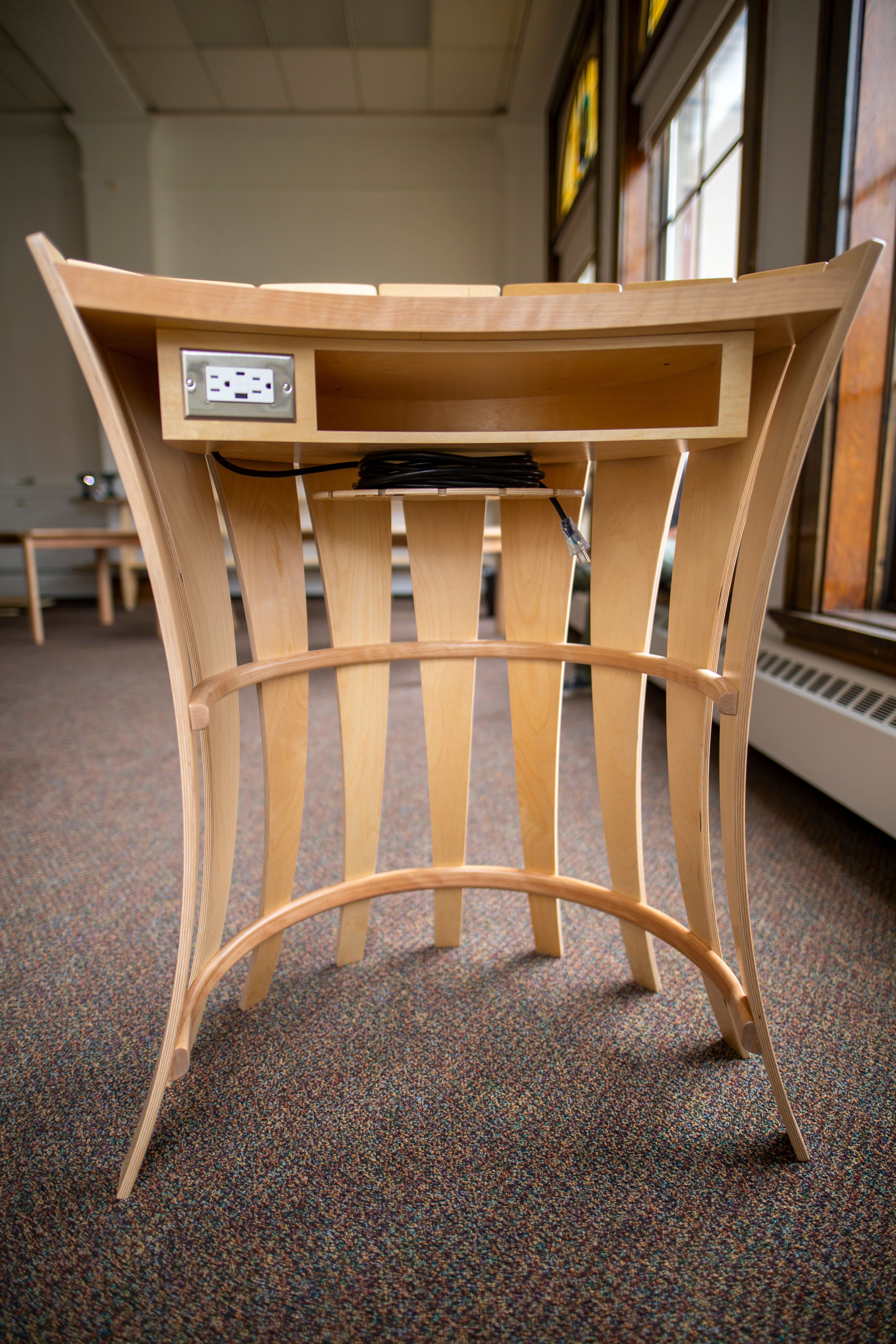 Taike lectern detail view